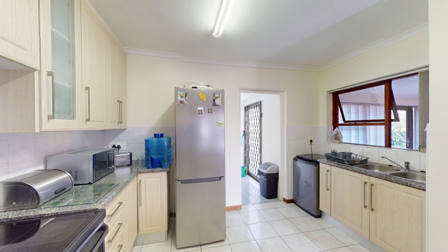 2 Bedroom Property for Sale in Sherwood Eastern Cape